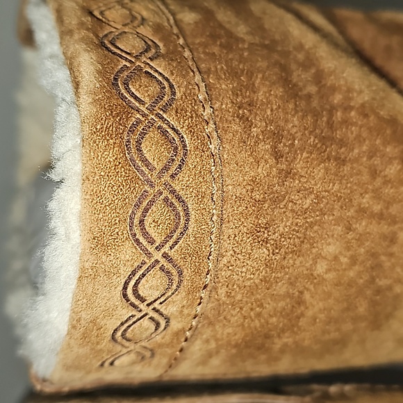 UGG Australia Super Swell Chestnut Boots Size 12 VGUC #1756 Warm Shearling - Picture 2 of 16